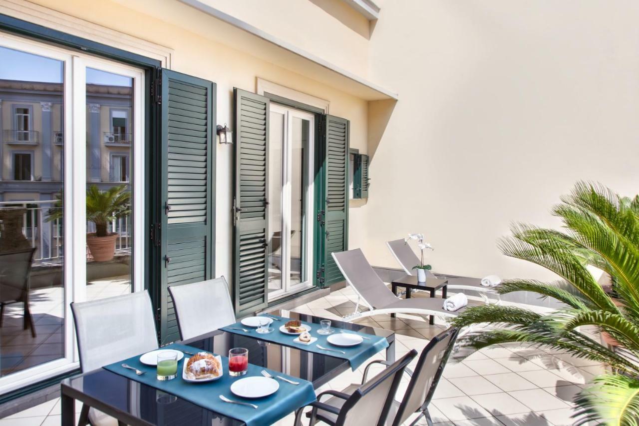 Suite Borbonica Naples Exterior photo
